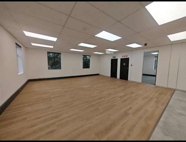 9,428M² OFFICE FOR SALE IN MORNINGSIDE